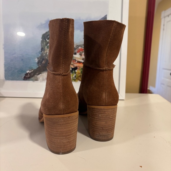 Frye & Co Phoebe Slouch Suede Mid Boot - 8.5M - Cognac Brown - Picture 4 of 6